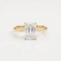 Verlobungsring Emerald in 18k Gelbgold mit Smaragdschliff-Diamant