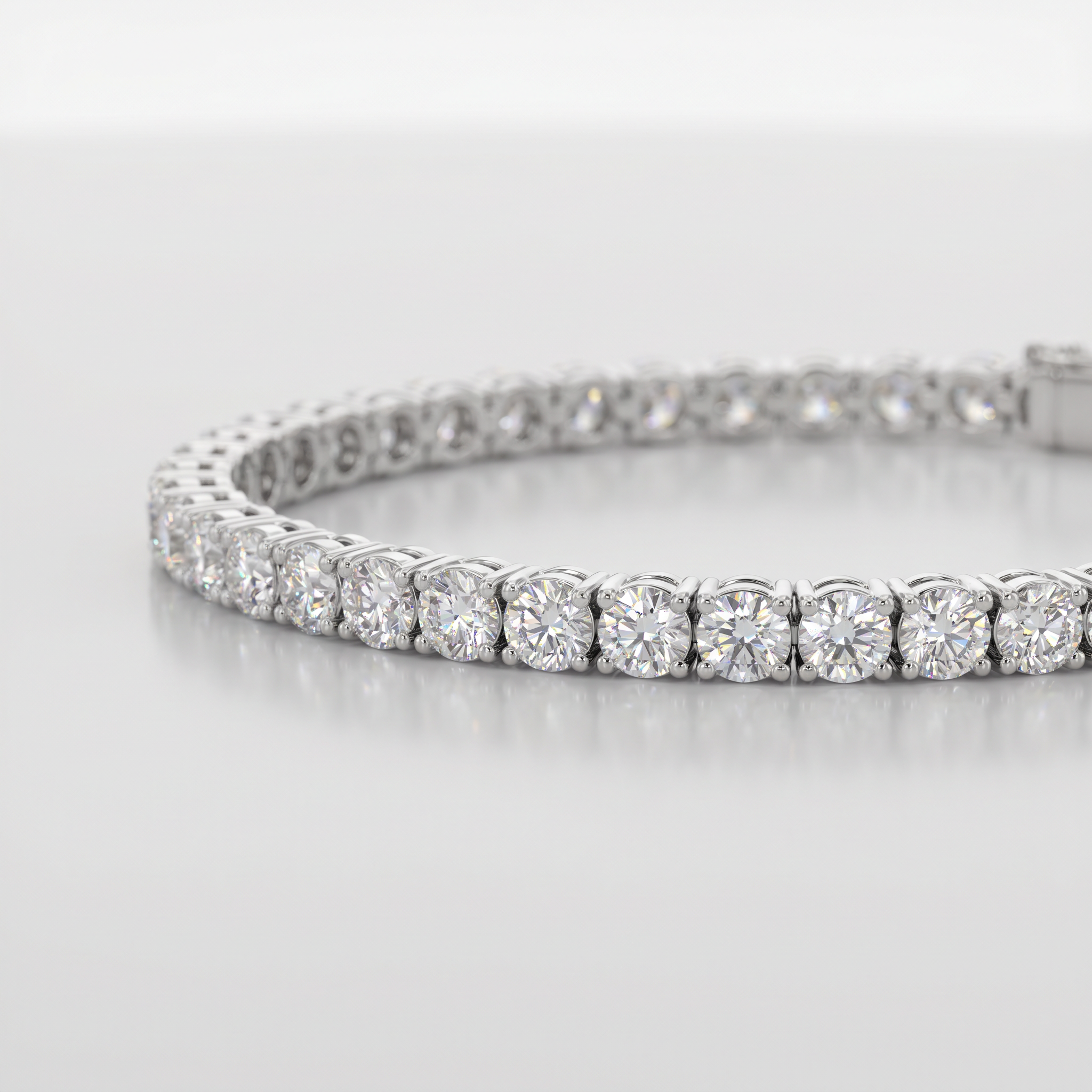 Iced Tennisarmband in 18k Weißgold mit Diamant-Vollbesatz